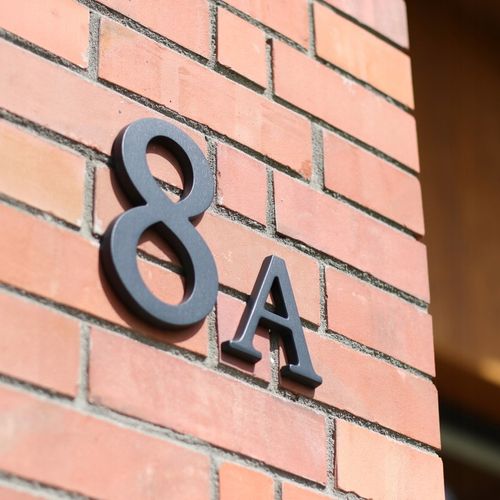 numer domu. numer na dom. cyfry na dom. tablica na dom. 3D premium grafit 5 na Arena.pl