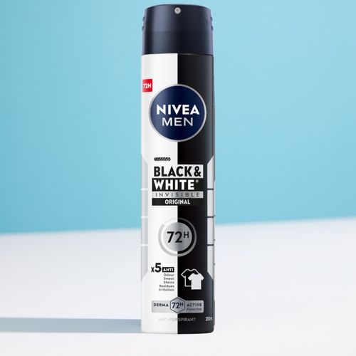 NIVEA MEN Black White Antyperspirant w sprayu męski pod pachy 72H 200ml x 6 na Arena.pl