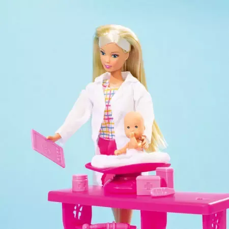 Steffi. Lalka pediatra z akcesoriami na Arena.pl