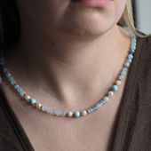 Naszyjnik - Akwamaryn fasetowany, Perły, Larimar, Hematyt i srebro złocone 50 cm
