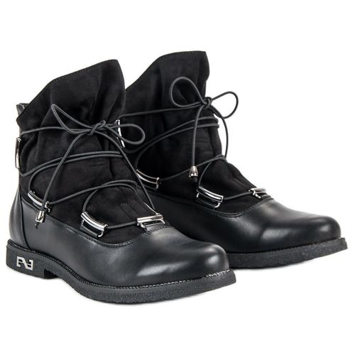 Czarne Botki r.38 na Arena.pl