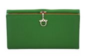 Duży portfel ze złotym zapięciem - Zielony