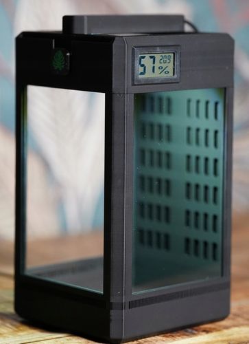 Terrarium dla skakuna modliszki pająka - Oświetlenie Higrometr Termometr na Arena.pl