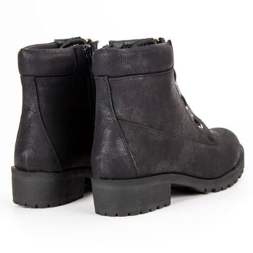 Traperki r.40 na Arena.pl