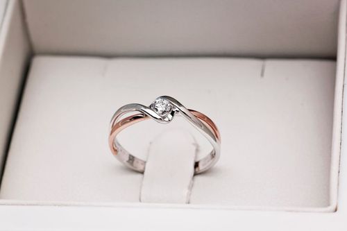 Złoty pierścionek PXD1943R - Diament na Arena.pl