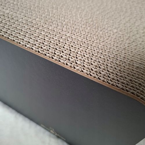 Drapak dla kota PIKSEL | czarny | 46 x 21 x 30 cm | Mruu&Pruu na Arena.pl