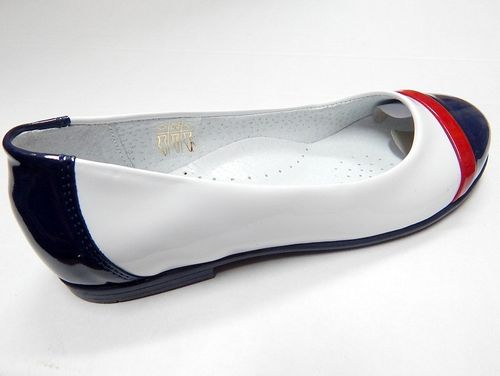 Kornecki 4434 Biały na Arena.pl