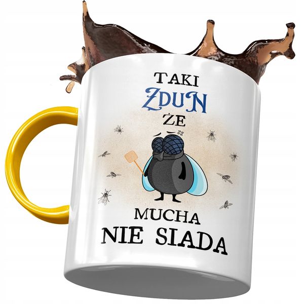 Kubek Żółty Dla Zduna Taki Zdun Że Mucha Nie Siada Z Nadrukiem Ze Zdjęciem zdjęcie 1