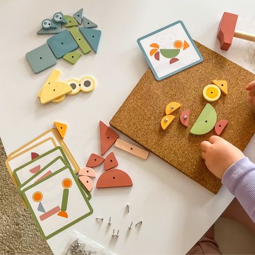 WOOPIE GREEN Drewniana Przybijanka z Młotkiem Układanka 20 wzorów 82 el. na Arena.pl