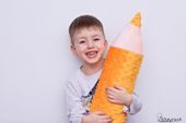 Kredka minky zagłówek zabawka ochraniacz poduszka pomarańczowa