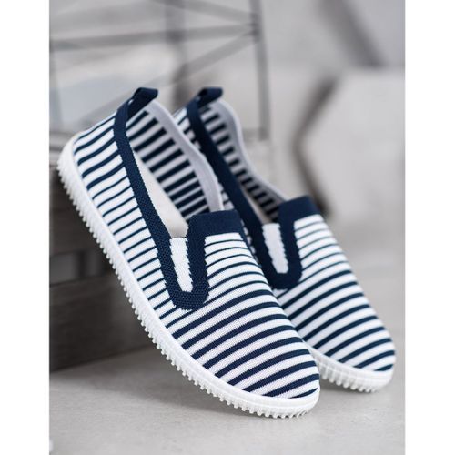 Wsuwane Trampki W Paski r.39 na Arena.pl