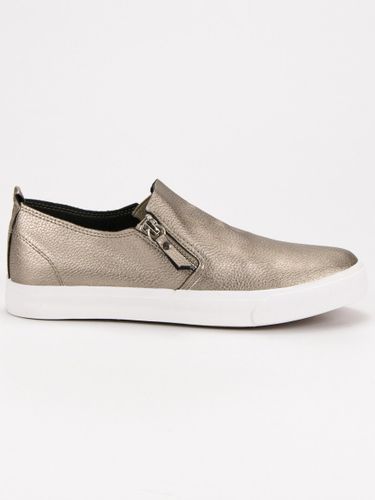 TRAMPKI Z SUWAKIEM Rozmiar - 41 na Arena.pl