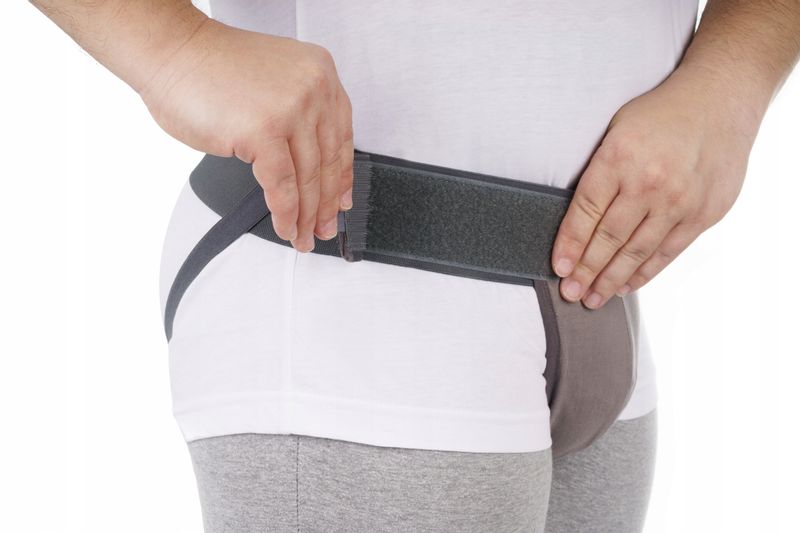 SUSPENSORIUM OPASKA MOSZNOWA PAS MOSZNA PRZEPUKLIN zdjęcie 4