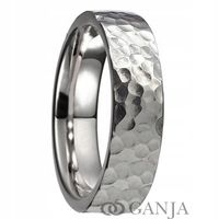 Młotkowana tytanowa obrączka szer.5mm wzór BT45