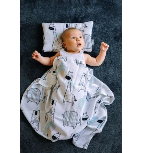 Otulacz Bambusowy z Antybakteryjnymi Jonami Srebra, Muślinowy (Żyrafy+pieluszka mała) 35x30 cm na Arena.pl