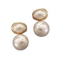 Kolczyki podwójne perły SZTYFTY błyszczące przy uchu na wesele do sukienki