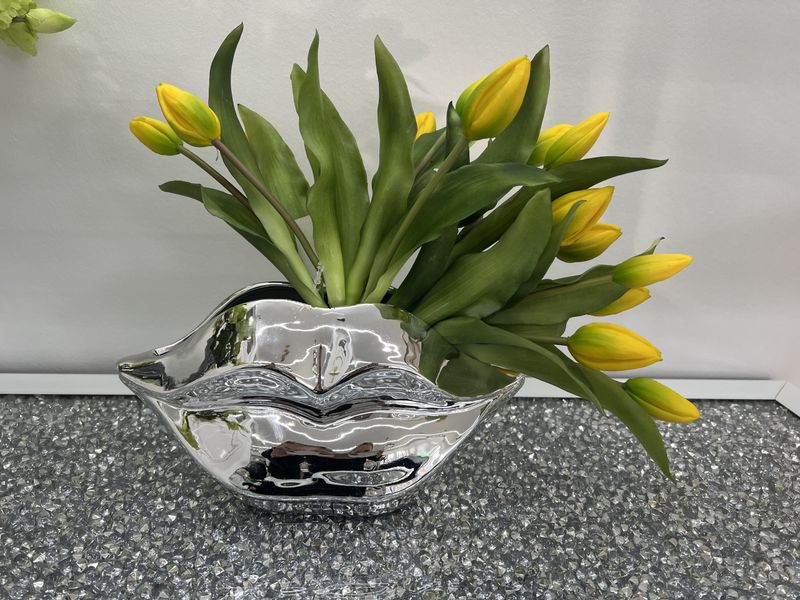 Złoty wazon osłonka usta zdjęcie 9