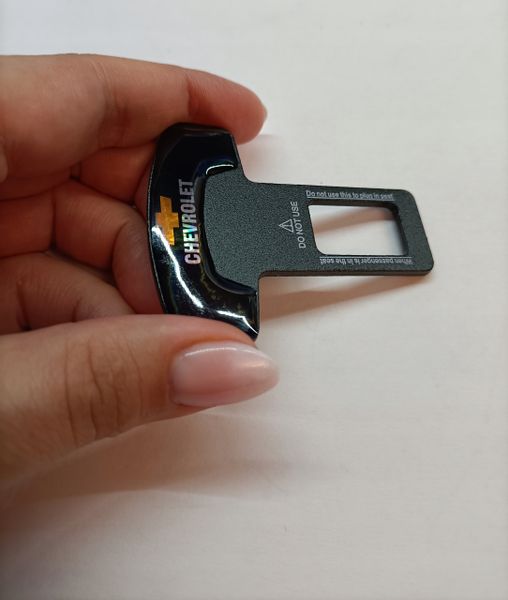 Chevrolet Aveo Corvette zaślepka pasy bezpieczeństwa wyłącznik wtyk tuning zdjęcie 3