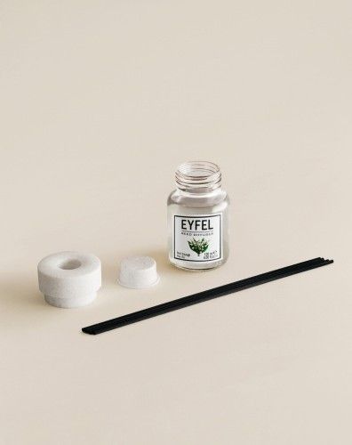 Eyfel - odświeżacz powietrza w formie patyczków Konwalia 120ml na Arena.pl