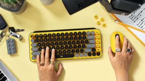 Mechaniczna klawiatura bezprzewodowa Logitech POP Keys US'Intl + CYRYLICA na Arena.pl