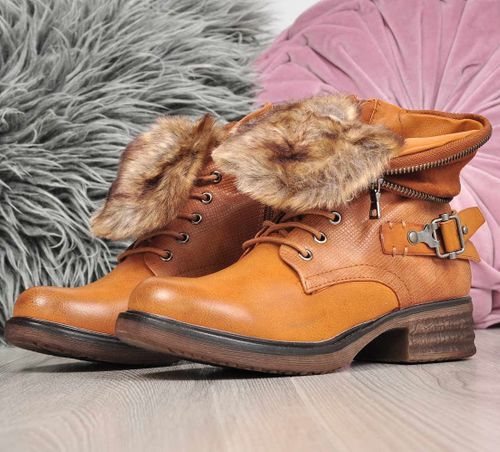 Pantofelek24.pl | Camelowe botki trapery37 na Arena.pl