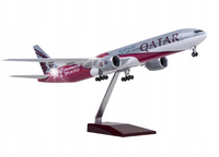 MODEL SAMOLOTU BOEING 777 QATAR AIRWAYS KOLEKCJONERSKA REPLIKA 47CM 1:157
