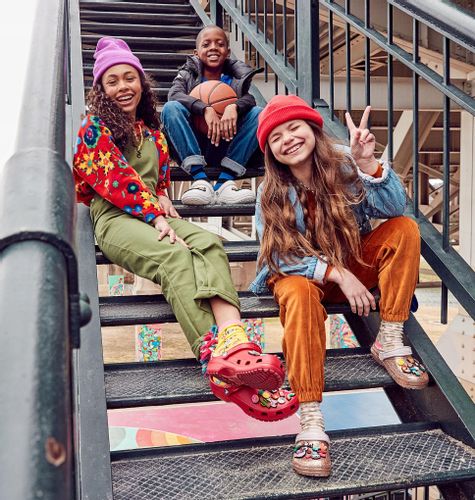 Dziecięce Ocieplane Buty Chodaki Crocs Classic Lined 203506 Clog 29-30 na Arena.pl