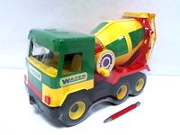 WADER MiddleTruck Betoniarka 32390 23902