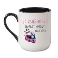 KUBEK "TA KSIĘŻNICZKA ZAMIAST KORONY NOSI KASK" Wzór - Elegant Coffee Czarny 330 ml