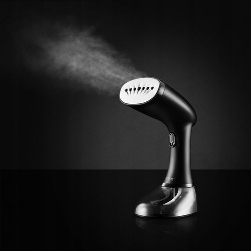 Parownica do ubrań Żelazko parowe REGULACJA PARY 7 DYSZ Czarna 380ml 2000W na Arena.pl