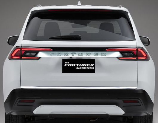 Toyota Fortuner - Listwa Chrom chromowana na Nakładka Tuning zdjęcie 1