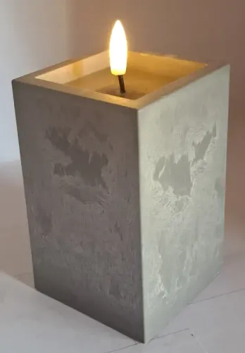 Świeca LED kwadrat imitacja marmuru z realistycznym efektem płomienia Rozmiar - L na Arena.pl