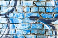 FOTOTAPETA GRAFFITI NIEBIESKI MUR CEGŁY