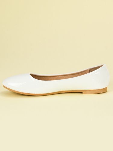 LAKIEROWANE BALERINY Rozmiar - 40 na Arena.pl