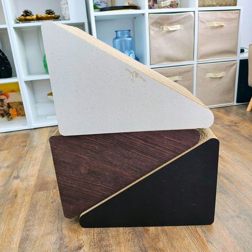 Drapak dla kota TRÓJKĄT | biały | 46 x 39 x 27 x 30 cm | Mruu&Pruu na Arena.pl