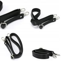 Czarny pasek do torebki skórzany srebrne okucia