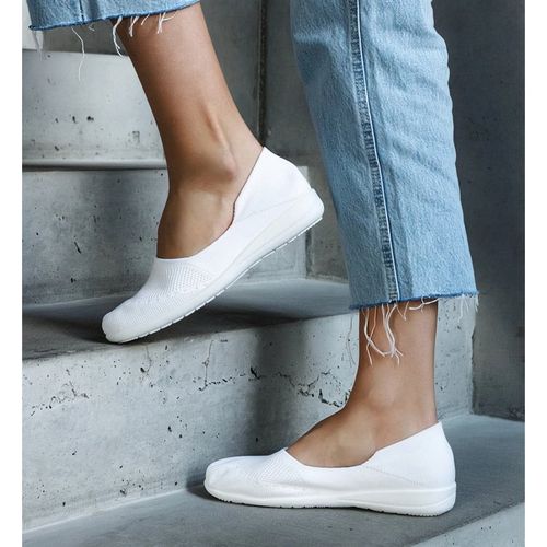 Białe materiałowe balerinki r.38 na Arena.pl