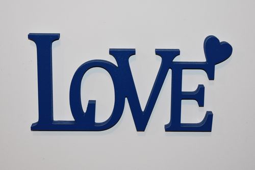 Napis 3D LOVE na Arena.pl