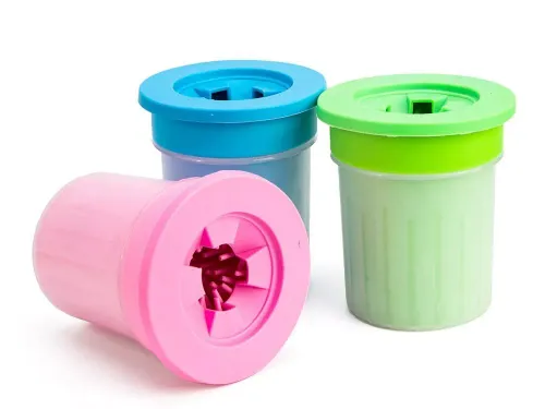 Silikonowy czyścik do mycia łap dla psa kubek mały na Arena.pl