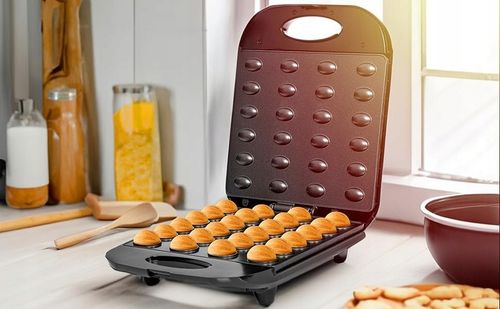 OPIEKACZ DO ORZESZKÓW CIASTEK FORMA 24 SZT NIEPRZYWIERAJĄCA POWŁOKA na Arena.pl