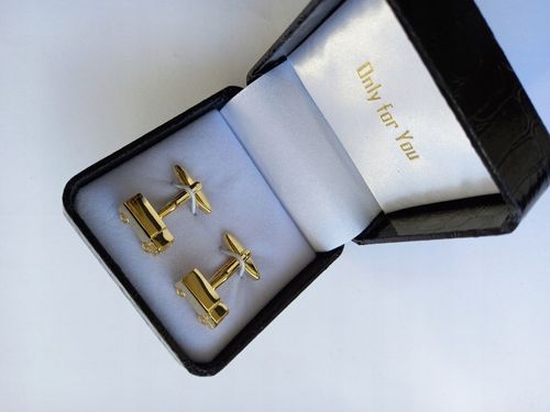 Pozłacane spinki do mankietów EXC Ciężarówka TIR dla Kierowcy Logistyka na Arena.pl