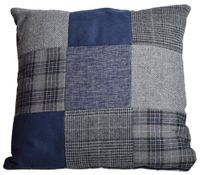 Poduszka w granatową kratkę 40x40cm