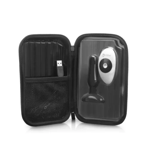 b-vibe novice plug black - kompaktowa maszyna intymna z pilotem na Arena.pl