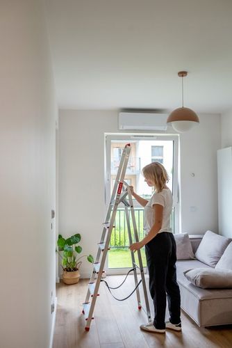 Drabina aluminiowa domowa 7 stopniowa składana BAULICH hak i stopki GRATIS! na Arena.pl