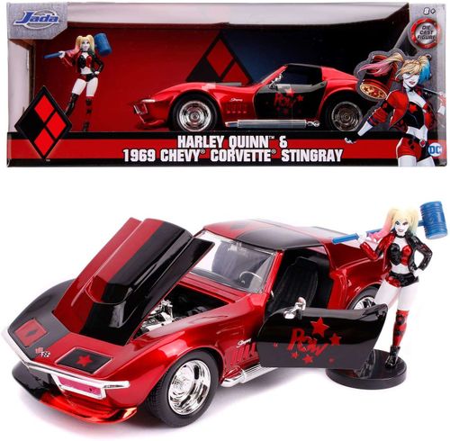 Harley Quinn Chevy Corvette Stingray na Arena.pl
