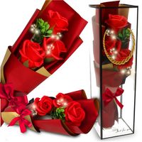 WIECZNA RÓŻA W PUDEŁKU ŚWIĘCĄCA FLOWER BUKIET RÓŻ NA PREZENT NA WALENTYNKI