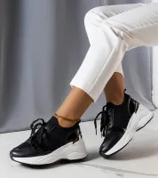 Czarne sneakersy na koturnie Ann 40