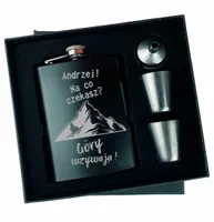 Piersiówka DARKSTORY WZORY PREZENT Motyw Gór IMIĘ