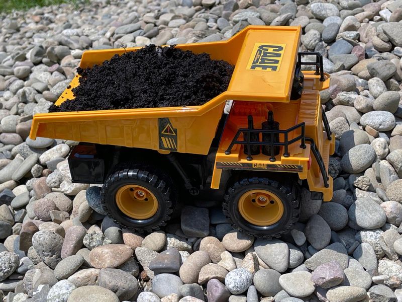 SAMOCHÓD CIĘŻAROWY WYWROTKA + PILOT zdjęcie 16