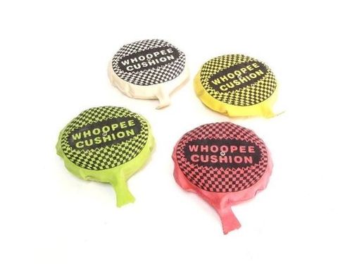 Poduszka pierdząca Pierdzioszka na Arena.pl